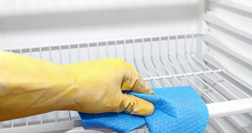 Buzdolabı temizleme ürünleri almayın. 2 ucuz malzemeyle en iyisini kendiniz yapacaksınız