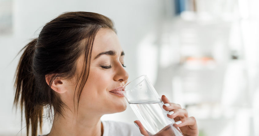 Günde ne kadar suya ihtiyacın var? 2 litre değil