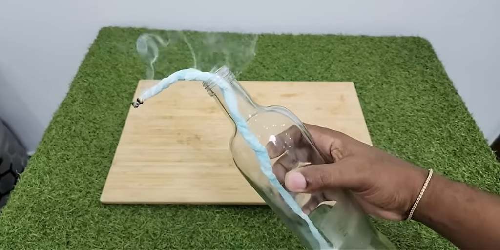 Wie man Mücken zu Hause mit diesem effektiven Toilettenpapiertrick ablehnt, der viral geworden ist.