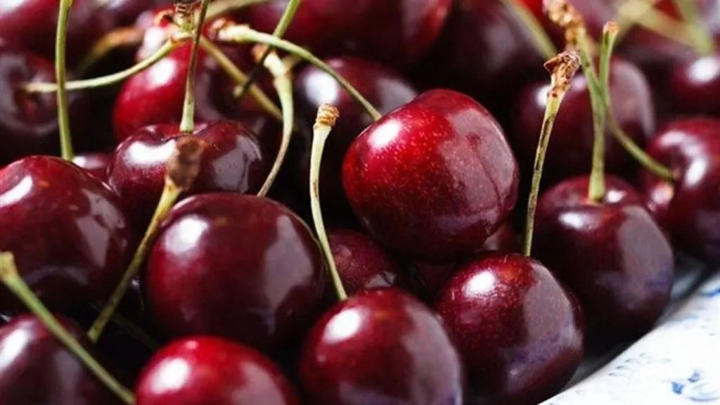 Eine vitaminreiche Frucht, die alle Knochen stärkt und Muskelschmerzen lindert.
