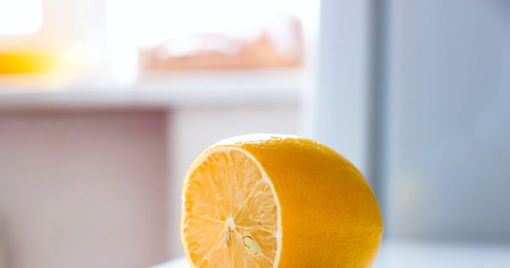 Limon 2 kat daha uzun olacak. Sadece buzdolabına koymadan önce yap