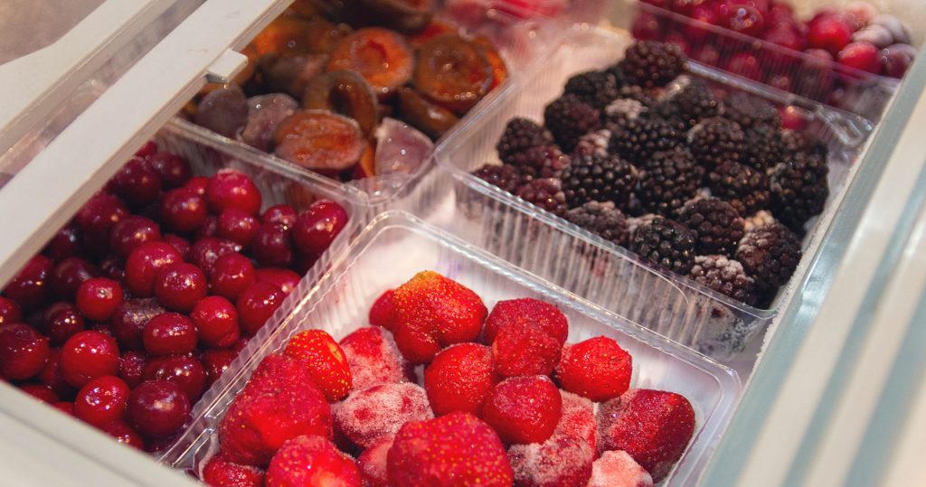 Çilekleri donduruyor musunuz? Bu hataya dikkat edin, aksi takdirde tadı kötü olacaklar